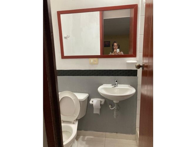 Edificio en venta en San Fernando Nuevo, Cali, 426 m² · foto 2 de 22