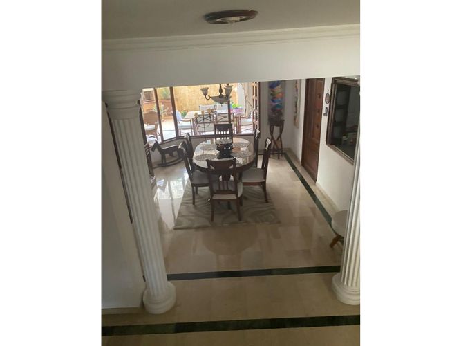 Casa de 3 alcobas en venta en Ciudad Jardin, Cali, 509 m² · foto 3 de 23