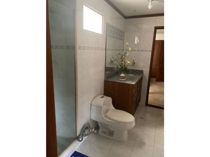Casa de 3 alcobas en venta en Ciudad Jardin, Cali, 509 m² · foto 6 de 23