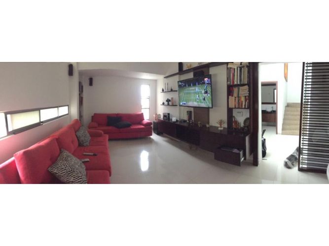 Casa de 4 alcobas en venta en Pance, Cali, 440 m² · foto 2 de 20