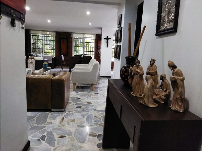Apartamento de 3 alcobas en venta en Normandia, Cali, 184 m² · foto 17 de 22