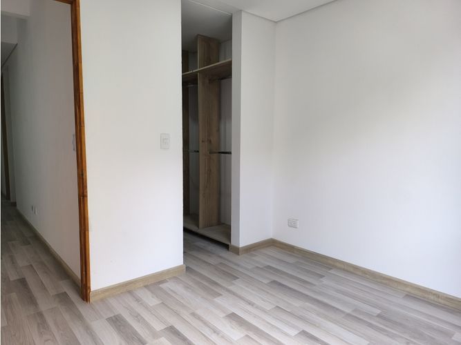 Apartaestudio en venta en La Candelaria, Bogotá, 45 m² · foto 10 de 14