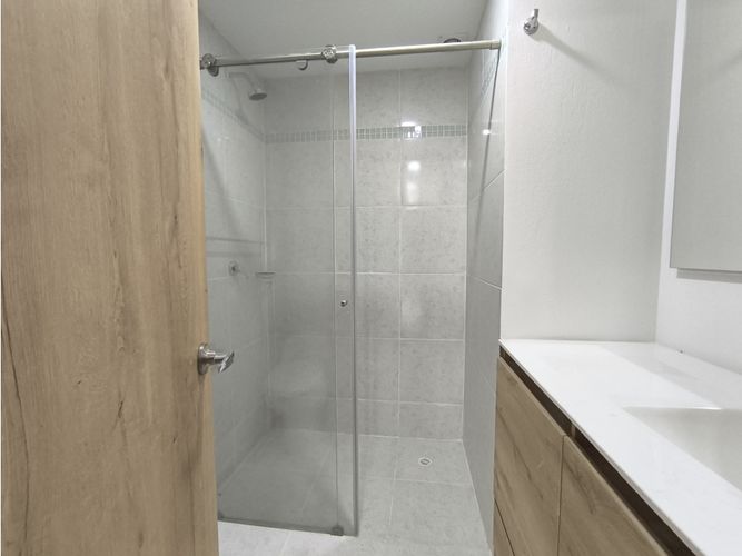 Apartaestudio en venta en La Candelaria, Bogotá, 45 m² · foto 12 de 14