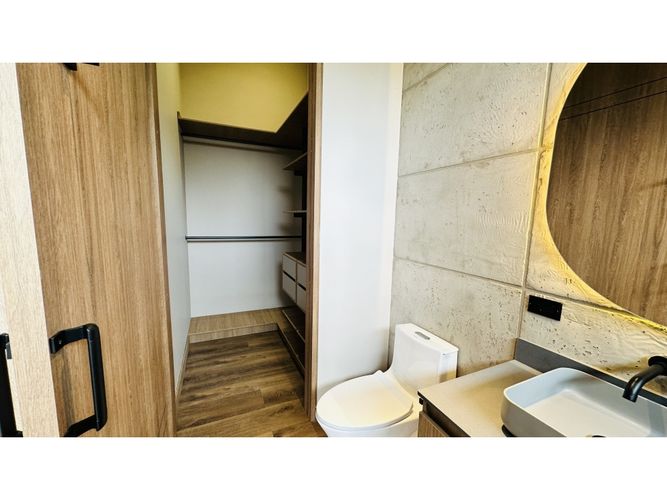 Casa de 3 alcobas en venta en Puente Pelaez, El Retiro, 320 m² · foto 19 de 24