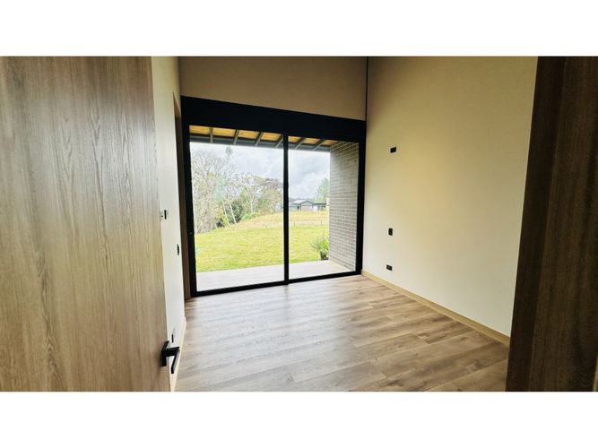 Casa de 3 alcobas en venta en Puente Pelaez, El Retiro, 320 m² · foto 21 de 24