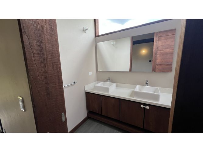 Casa de 3 alcobas en venta en Puente Pelaez, El Retiro, 250 m² · foto 18 de 22