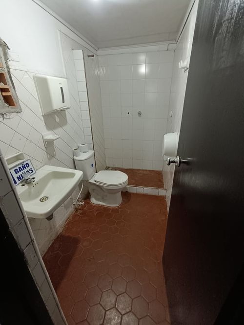 Casa de 6 alcobas en arriendo en Santana, Dosquebradas · foto 3 de 16
