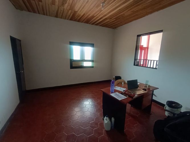 Casa de 6 alcobas en arriendo en Santana, Dosquebradas · foto 6 de 16