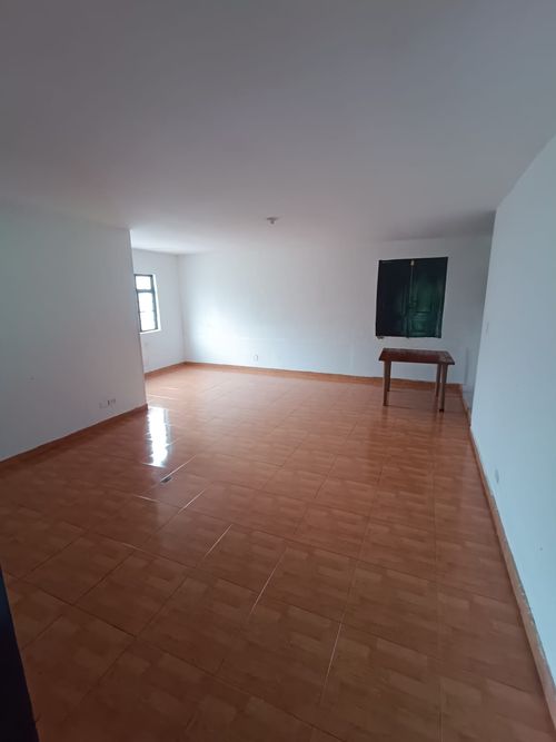 Casa de 6 alcobas en arriendo en Santana, Dosquebradas · foto 9 de 16