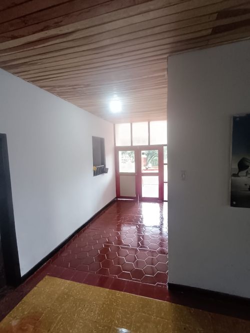 Casa de 6 alcobas en arriendo en Santana, Dosquebradas · foto 13 de 16
