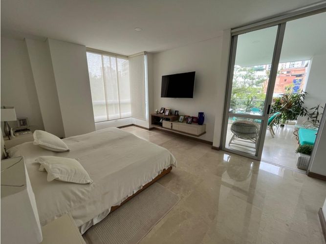 Apartamento de 3 alcobas en venta en Santa Rita, Cali, 228 m² · foto 6 de 24