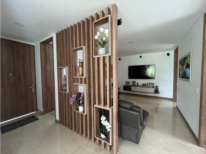 Apartamento de 3 alcobas en venta en Santa Rita, Cali, 228 m² · foto 7 de 24