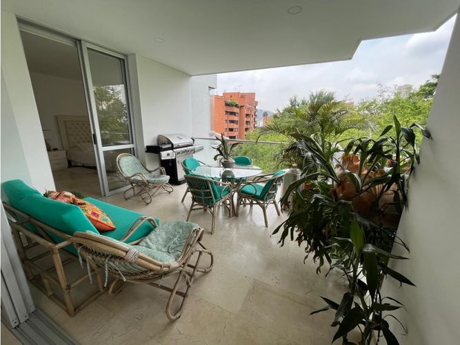 Apartamento de 3 alcobas en venta en Santa Rita, Cali, 228 m² · foto 17 de 24