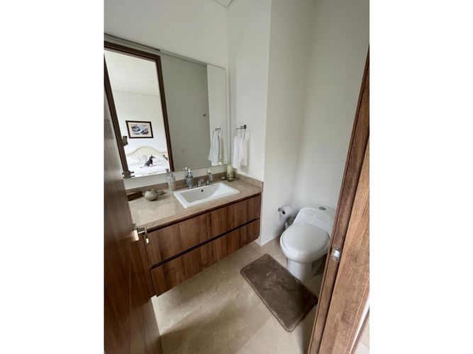 Apartamento de 3 alcobas en venta en Santa Rita, Cali, 228 m² · foto 18 de 24