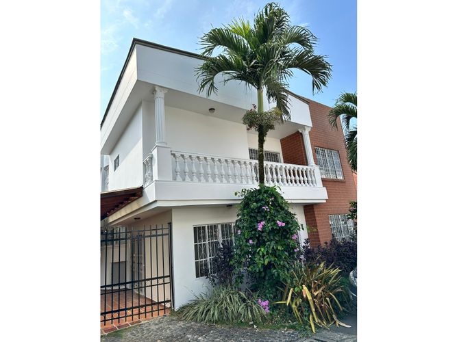 Casa de 4 alcobas en venta en Cañasgordas, Cali, 243 m² · foto 6 de 21