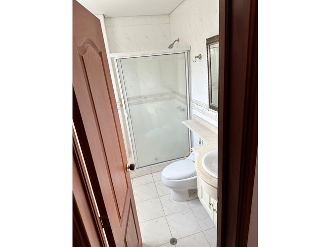 Casa de 4 alcobas en venta en Cañasgordas, Cali, 243 m² · foto 13 de 21