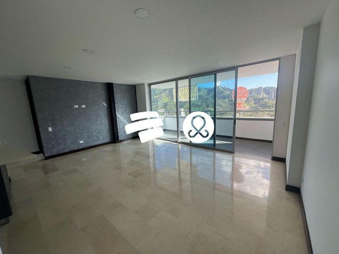 Apartamento de 3 alcobas en venta en Las Lomitas, Sabaneta, 121 m² · foto 2 de 21