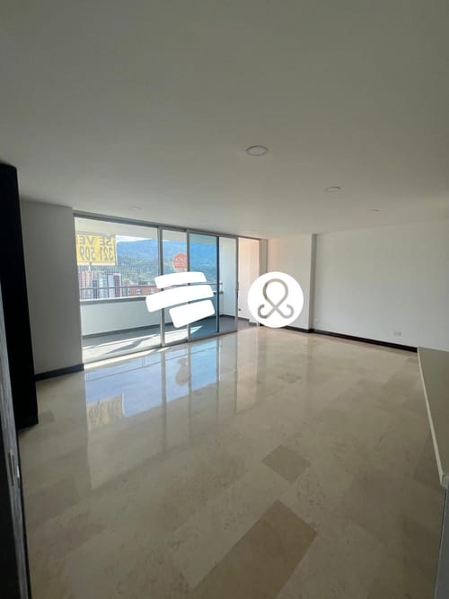Apartamento de 3 alcobas en venta en Las Lomitas, Sabaneta, 121 m² · foto 3 de 21