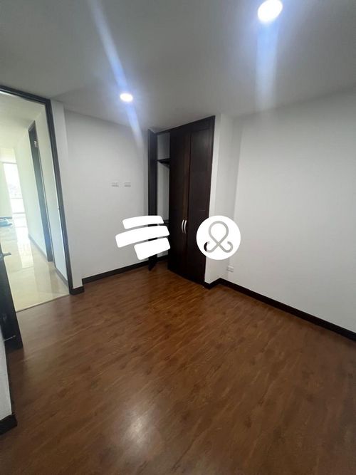 Apartamento de 3 alcobas en venta en Las Lomitas, Sabaneta, 121 m² · foto 9 de 21