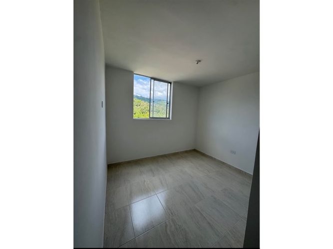 Apartamento de 2 alcobas en venta en Barro Blanco, Bucaramanga, 53 m² · foto 4 de 7