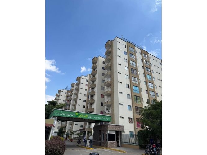 Apartamento de 2 alcobas en venta en Barro Blanco, Bucaramanga, 53 m² · foto 7 de 7