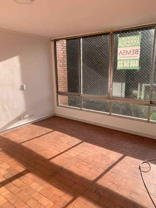 Apartamento de 2 alcobas en arriendo en Patio Bonito, Medellín, 115 m² · foto 5 de 24