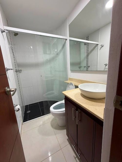 Apartamento en arriendo en La Pilarica, Medellín, 90 m² · foto 7 de 15