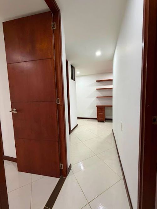 Apartamento en arriendo en La Pilarica, Medellín, 90 m² · foto 10 de 15