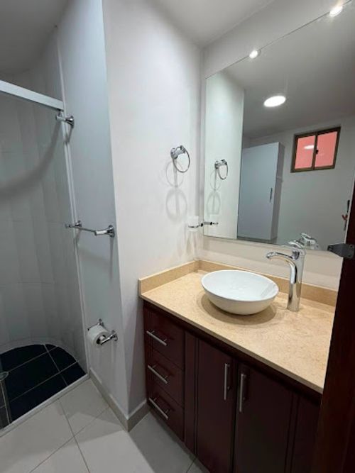 Apartamento en arriendo en La Pilarica, Medellín, 90 m² · foto 13 de 15