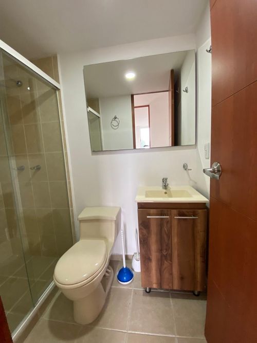 Apartamento de 2 alcobas en arriendo en Lalinde, Medellín, 68 m² · foto 15 de 21