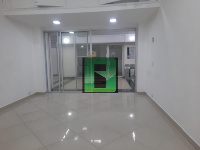 Local en arriendo en La Candelaria, Medellín, 22 m² · foto 2 de 8
