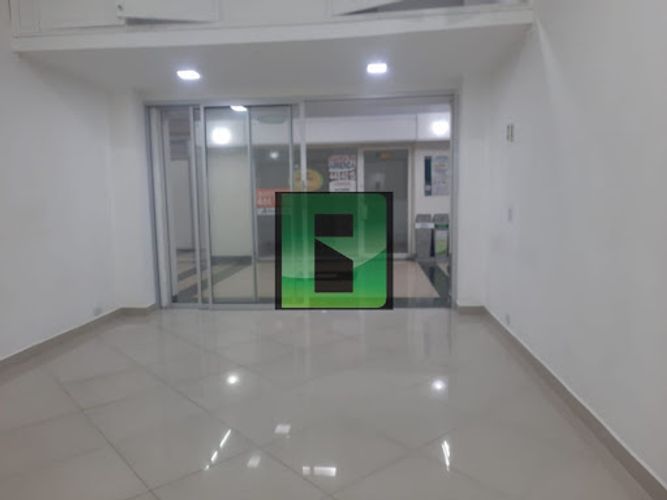 Local en arriendo en La Candelaria, Medellín, 22 m² · foto 4 de 8