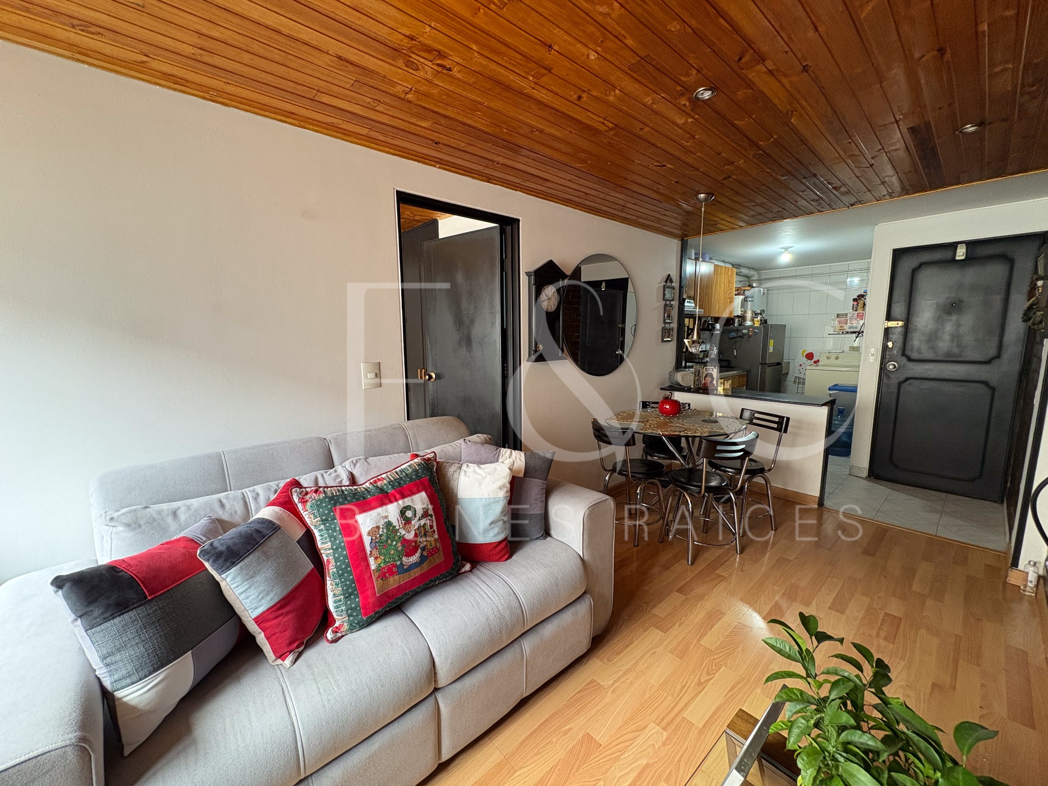 Apartamento en venta en Galerias, Bogotá · foto 2 de 8