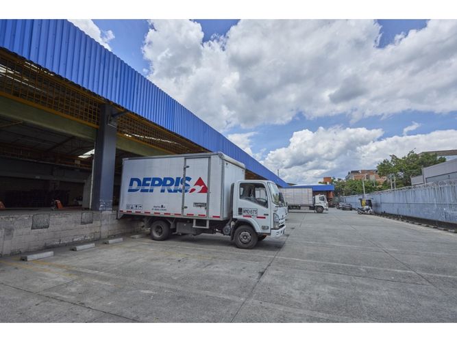 Bodega en arriendo en San Pablo Guayabal, Medellín, 3397 m² · foto 11 de 18