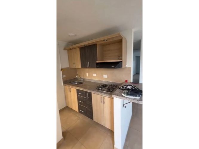 Apartamento de 2 alcobas en venta en Santa Mónica, Medellín, 45 m² · foto 2 de 11