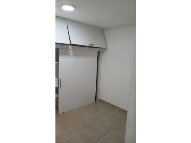 Apartamento de 2 alcobas en venta en Santa Mónica, Medellín, 45 m² · foto 6 de 11