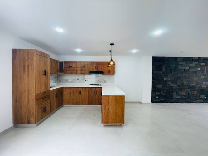 Casa de 3 alcobas en venta en La Ceja, 147 m² · foto 2 de 24