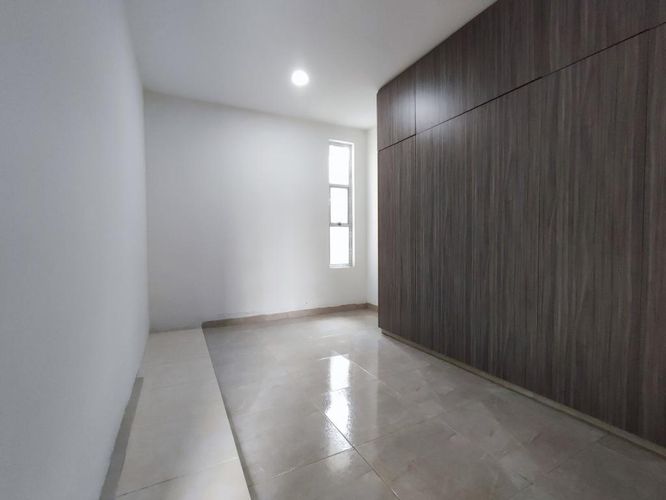 Casa de 5 alcobas en arriendo en California, Los Patios, 300 m² · foto 19 de 24