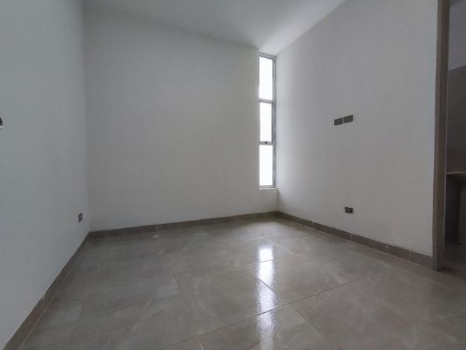 Casa de 5 alcobas en arriendo en California, Los Patios, 300 m² · foto 23 de 24
