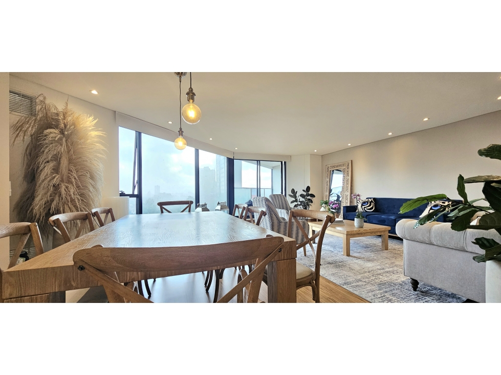 Apartamento en venta en El Refugio, Bogotá · foto 2 de 24