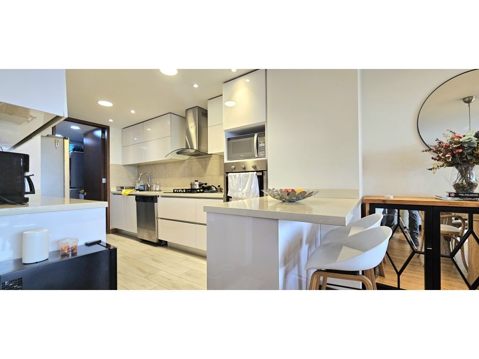 Apartamento en venta en El Refugio, Bogotá · foto 6 de 24
