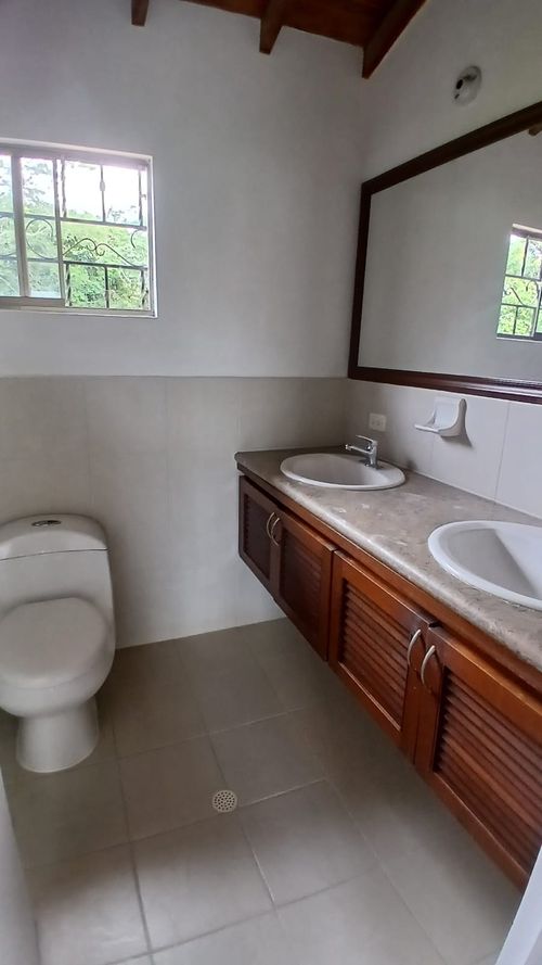 Casa de 4 alcobas en venta en Pance, Cali, 230 m² · foto 8 de 11
