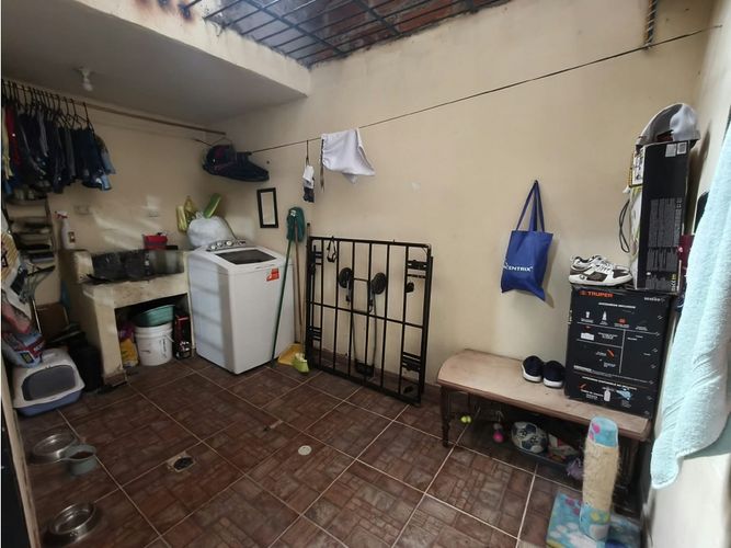 Casa de 8 alcobas en venta en Alejandria, Medellín, 180 m² · foto 6 de 22