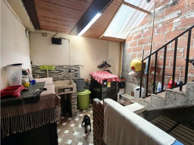 Casa de 8 alcobas en venta en Alejandria, Medellín, 180 m² · foto 12 de 22
