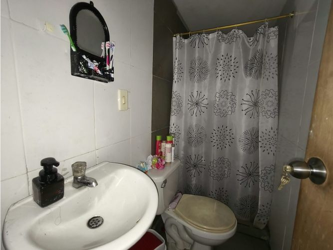 Casa de 8 alcobas en venta en Alejandria, Medellín, 180 m² · foto 19 de 22