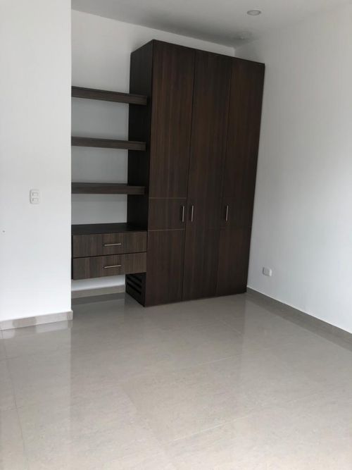 Casa de 4 alcobas en venta en Bosques De Rosa Blanca, Villavicencio, 144 m² · foto 3 de 5