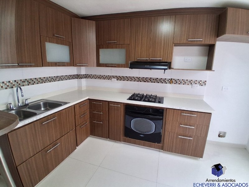 4BR House in Loma de las brujas (145 m²)