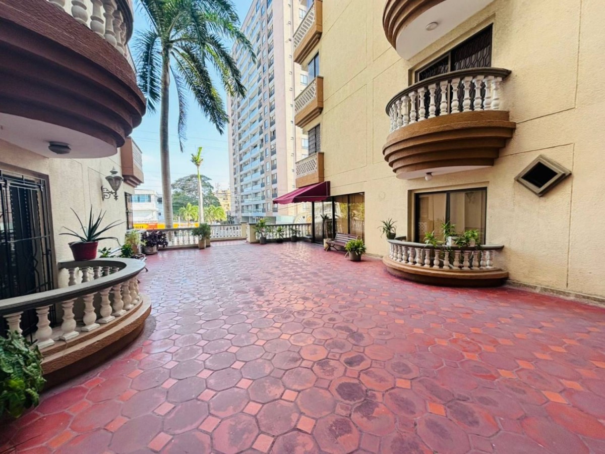 Apartamento en venta en Ciudad Jardin, Barranquilla · foto 2 de 17