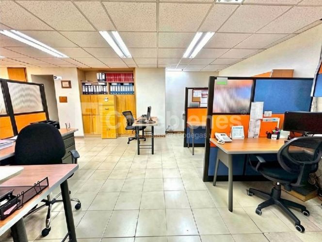 Oficina en arriendo en Villa Carlota, Medellín, 62 m² · foto 8 de 14