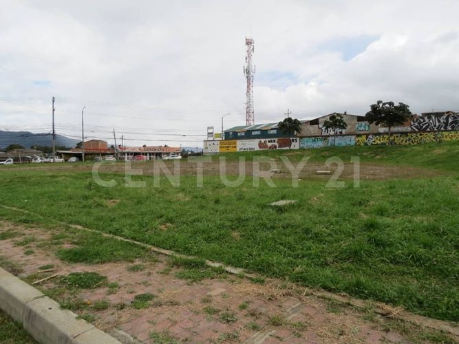 Lote en venta en Delicias Norte, Chía, 5115 m² · foto 9 de 22